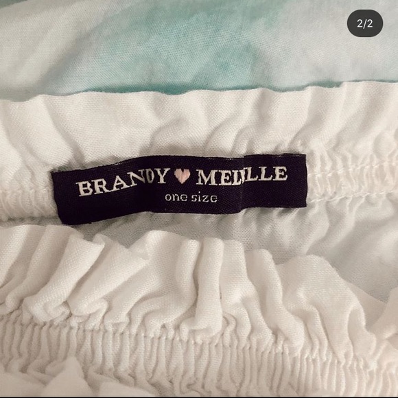 Brandy Melville off the shoulder top - Picture 2 of 2